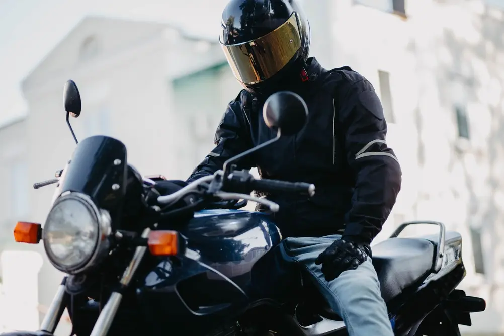 Pronto se requerirá licencia o endoso de motocicleta para renovar el registro